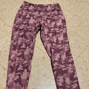 Pink camo leggings